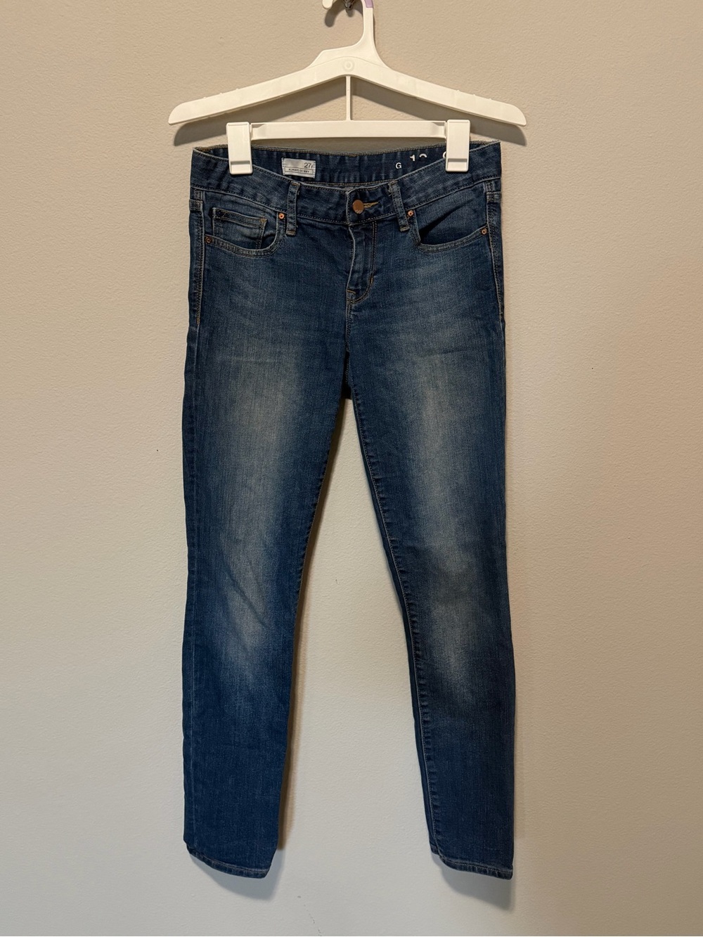 GAP 1969 Women's Skinny Jeans in Medium/Dark Blue